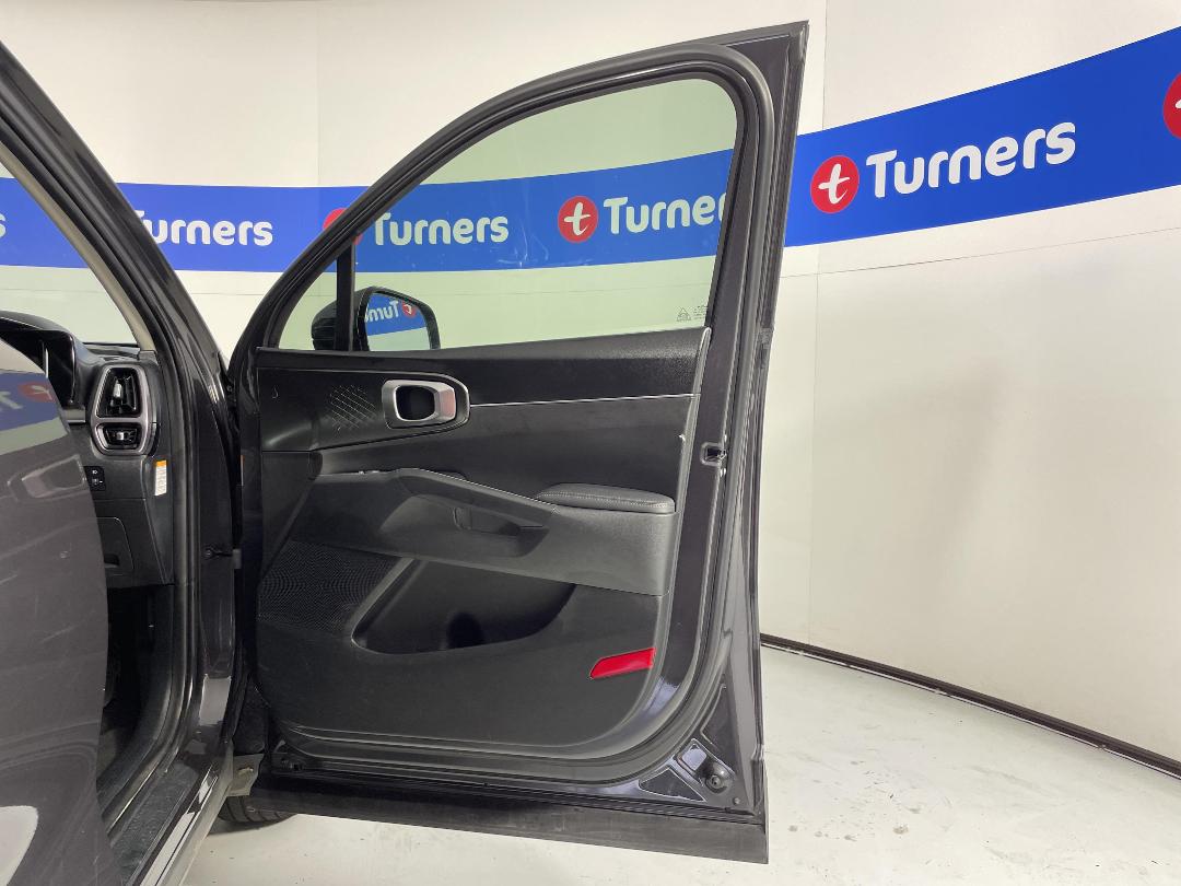 Photo '15' of KIA Sorento Photo '15' of KIA Sorento