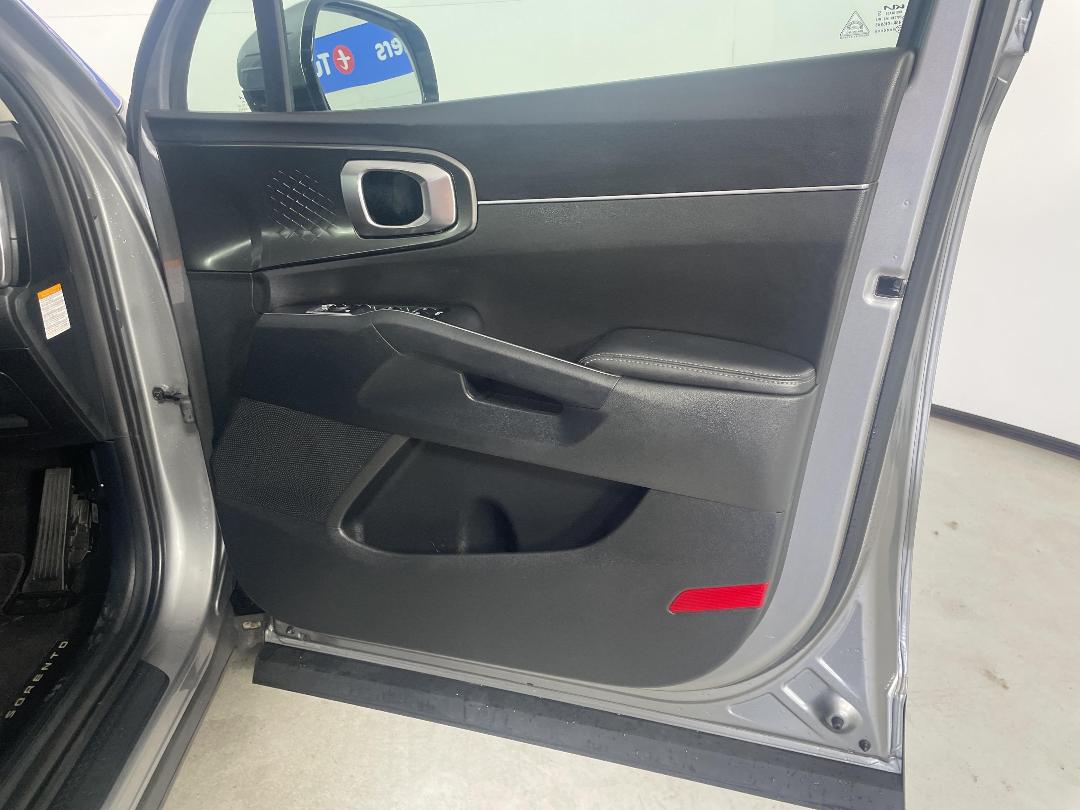 Photo '15' of KIA Sorento Photo '15' of KIA Sorento