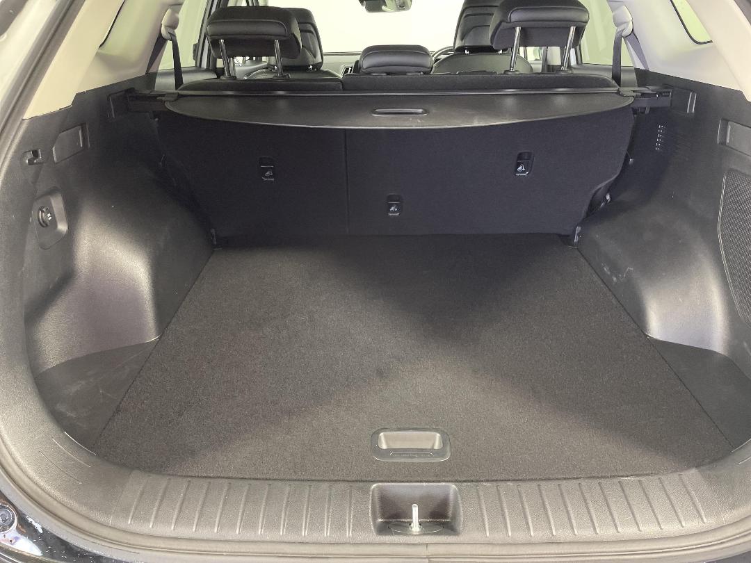 Photo '14' of KIA Sportage Photo '14' of KIA Sportage