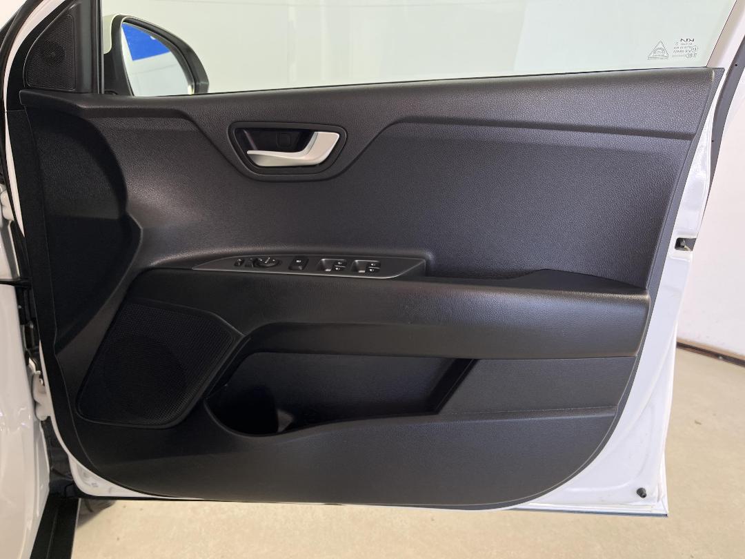 Photo '15' of KIA Stonic Photo '15' of KIA Stonic