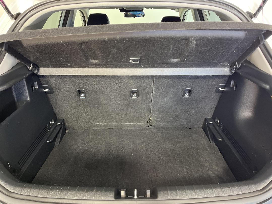 Photo '14' of KIA Stonic Photo '14' of KIA Stonic