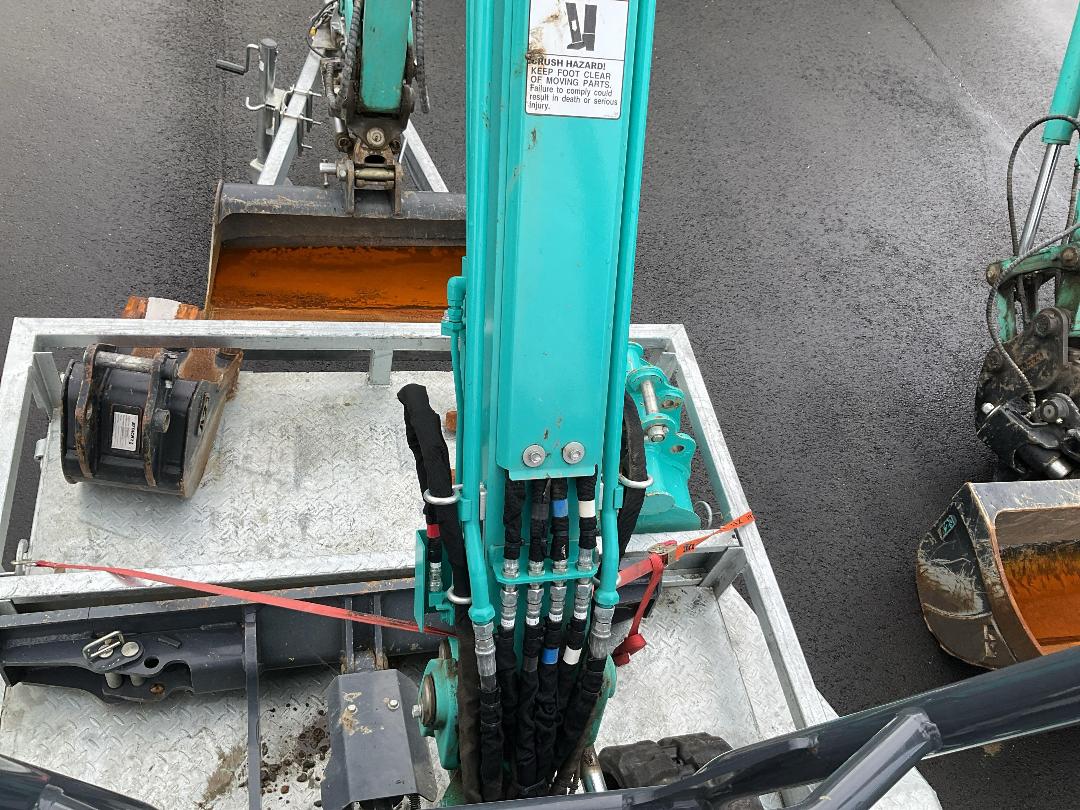 Photo '24' of Kobelco SK17SR ON Trailer Excavator Photo '24' of Kobelco SK17SR ON Trailer Excavator