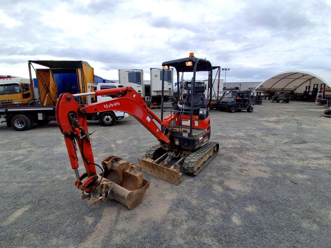 Photo '9' of Kubota U17 Excavator