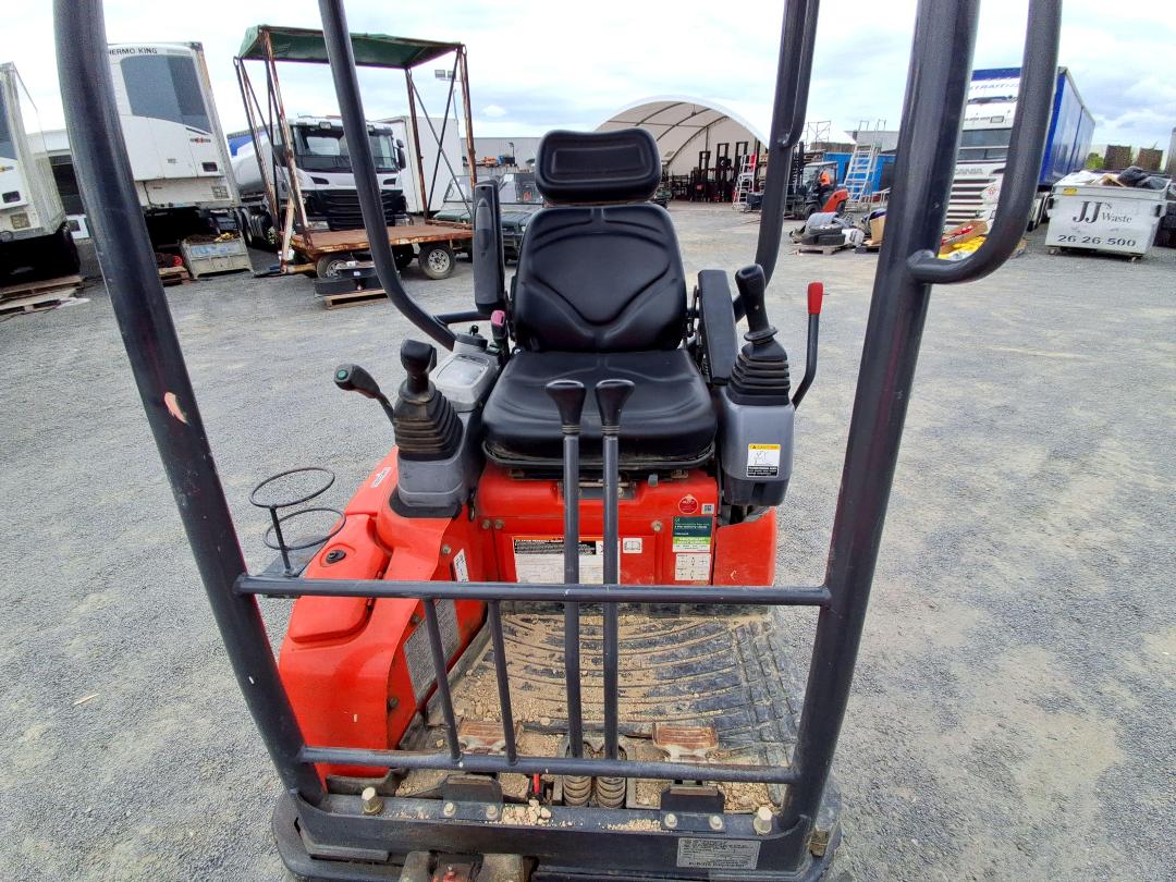 Photo '16' of Kubota U17 Excavator