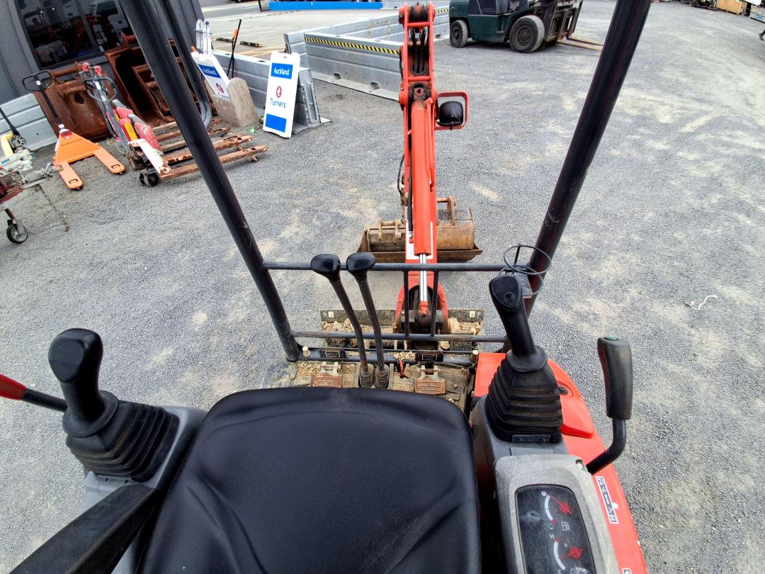 Photo '20' of Kubota U17 Excavator