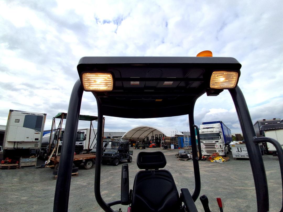 Photo '27' of Kubota U17 Excavator