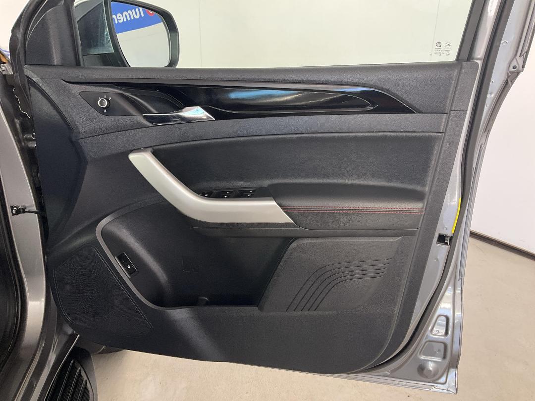 Photo '15' of LDV T60