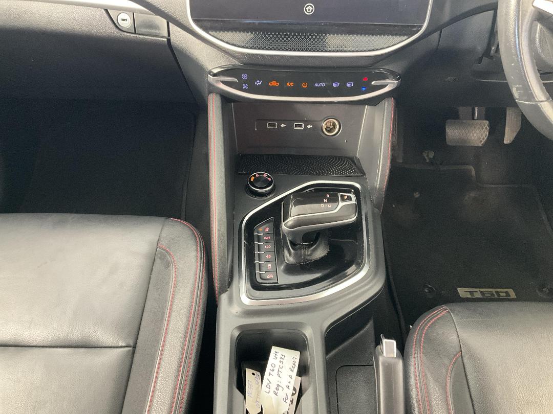 Photo '18' of LDV T60