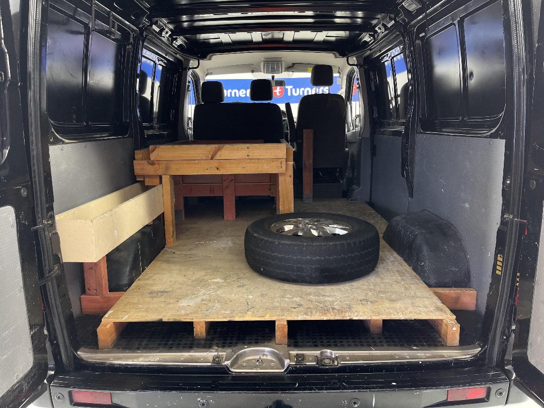 Photo '14' of LDV V80