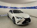 Thumbnail '1' of Lexus ES300H