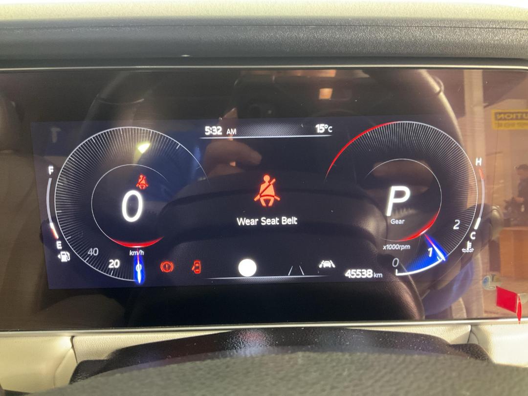 Photo '21' of Mahindra XUV