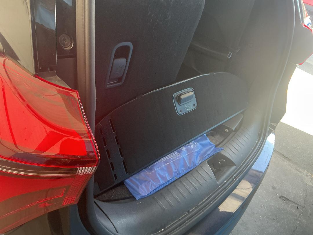 Photo '36' of Mahindra XUV 700 AX7L