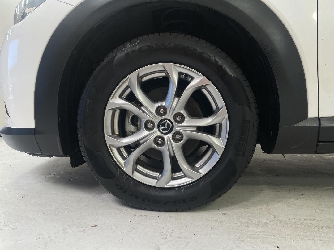 Photo '10' of Mazda CX-3