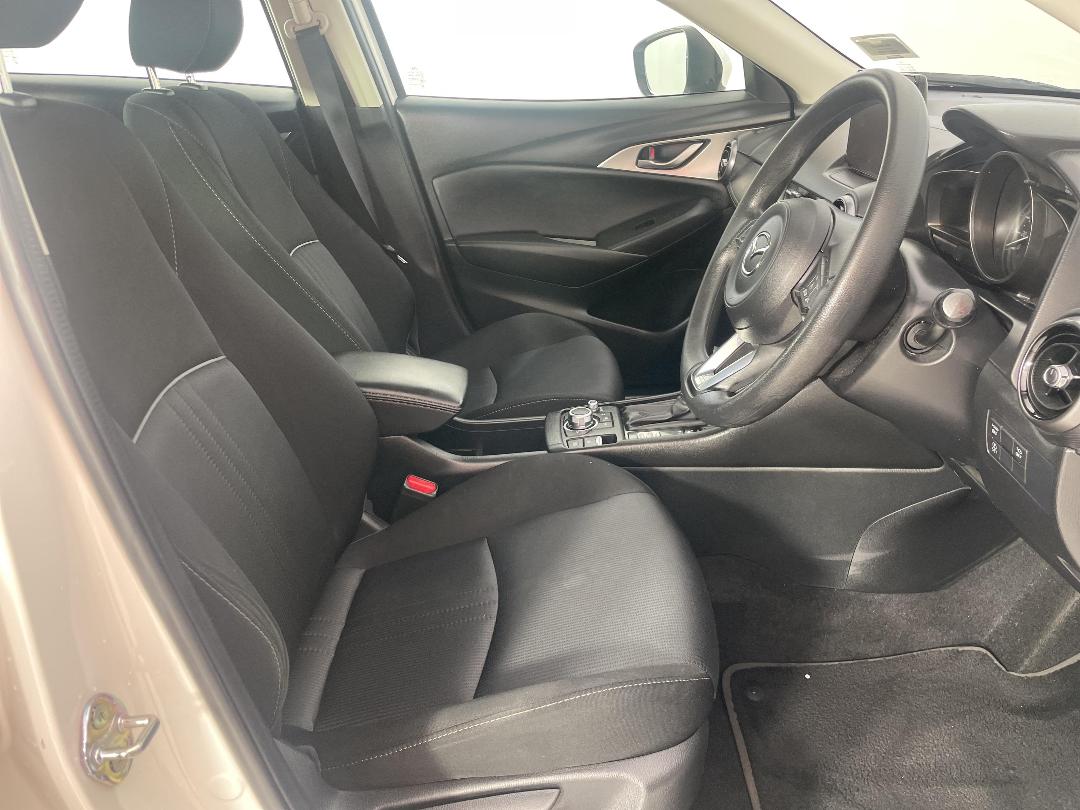 Photo '16' of Mazda CX-3