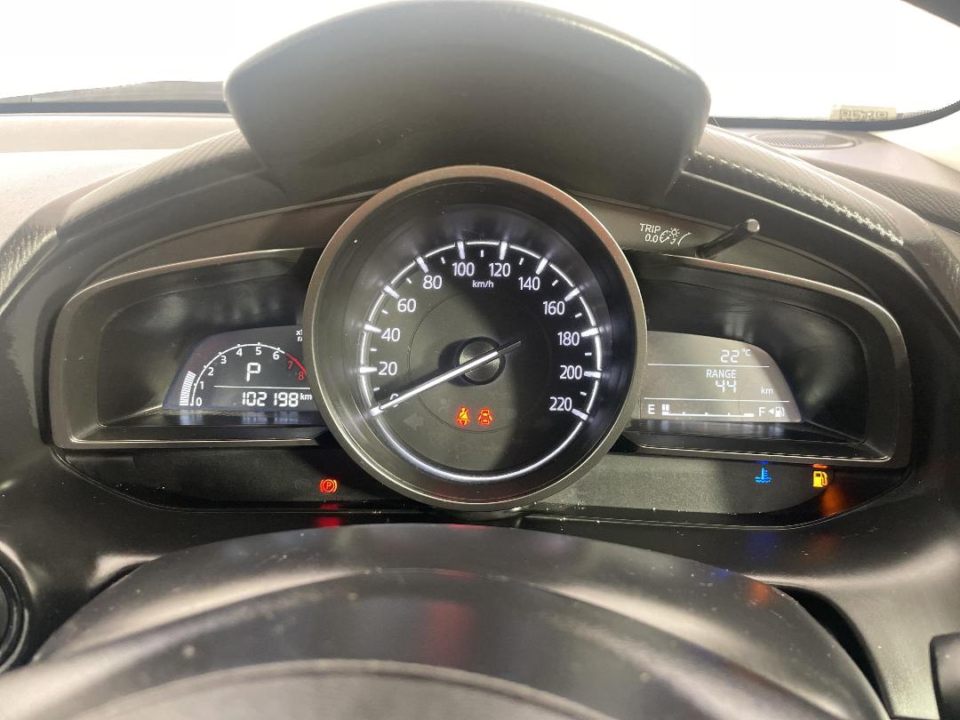 Photo '21' of Mazda CX-3