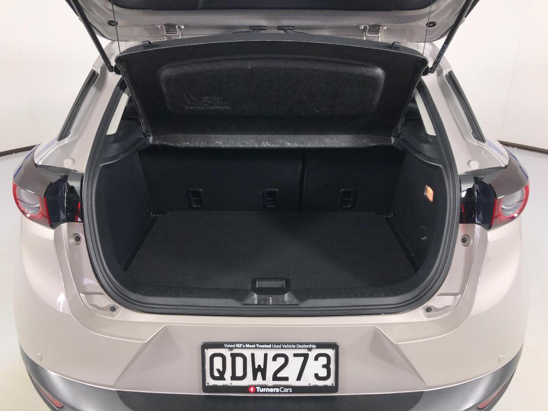 Photo '14' of Mazda CX-3