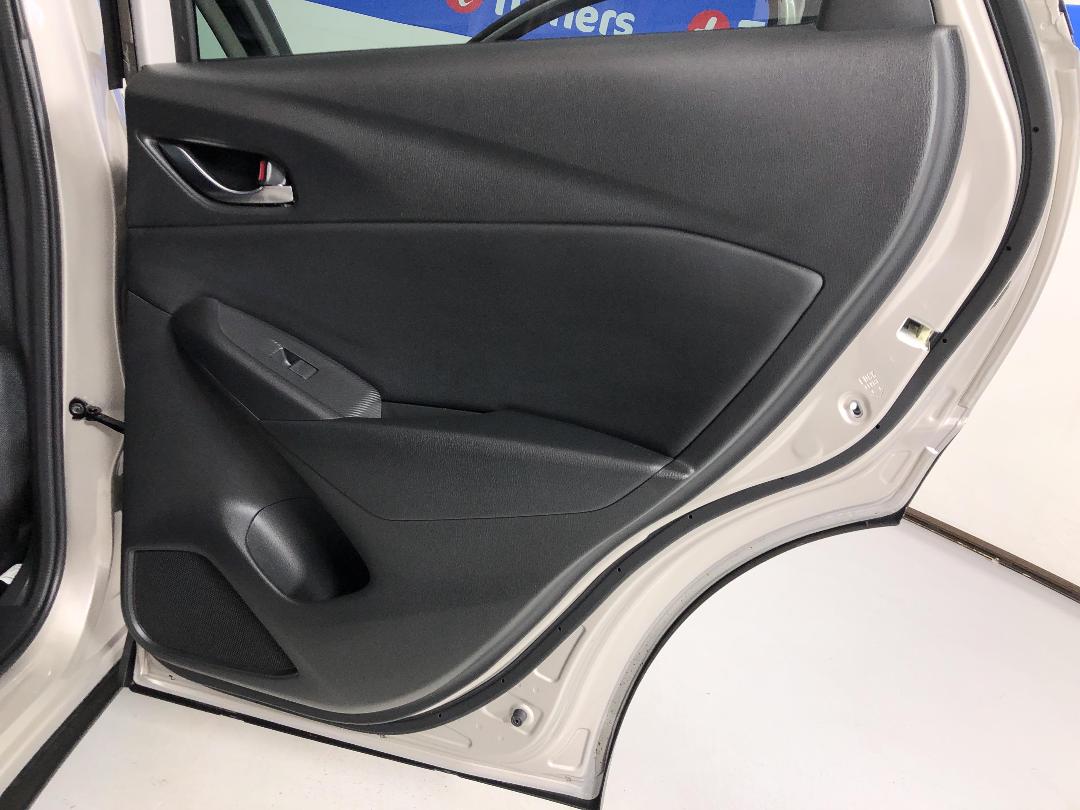 Photo '19' of Mazda CX-3