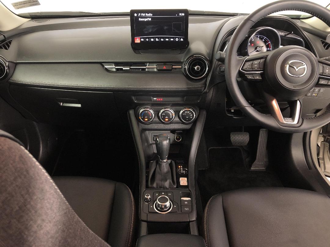 Photo '17' of Mazda CX-3