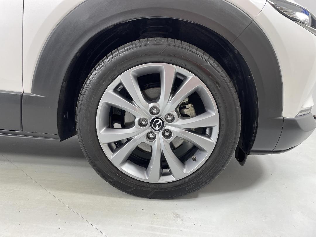 Photo '9' of Mazda CX-30