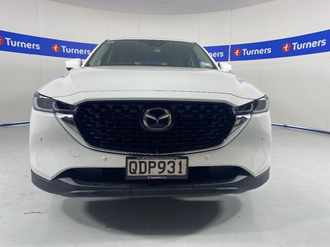 Photo '2' of Mazda CX-5