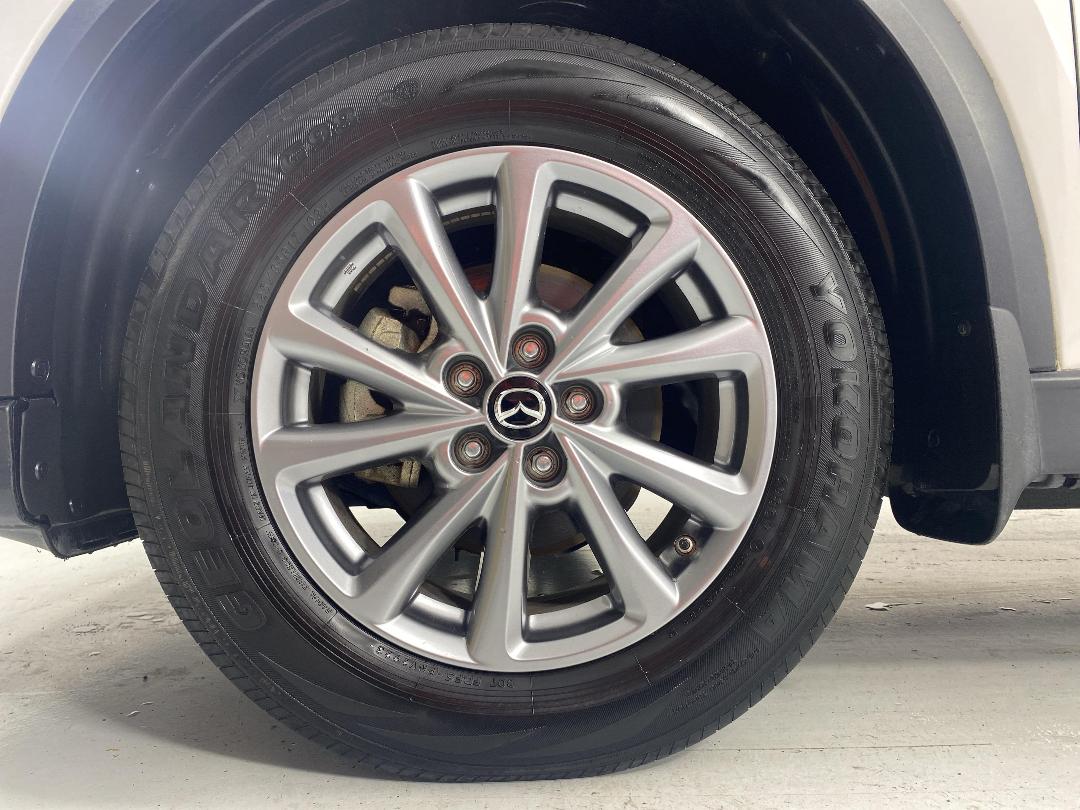 Photo '10' of Mazda CX-5