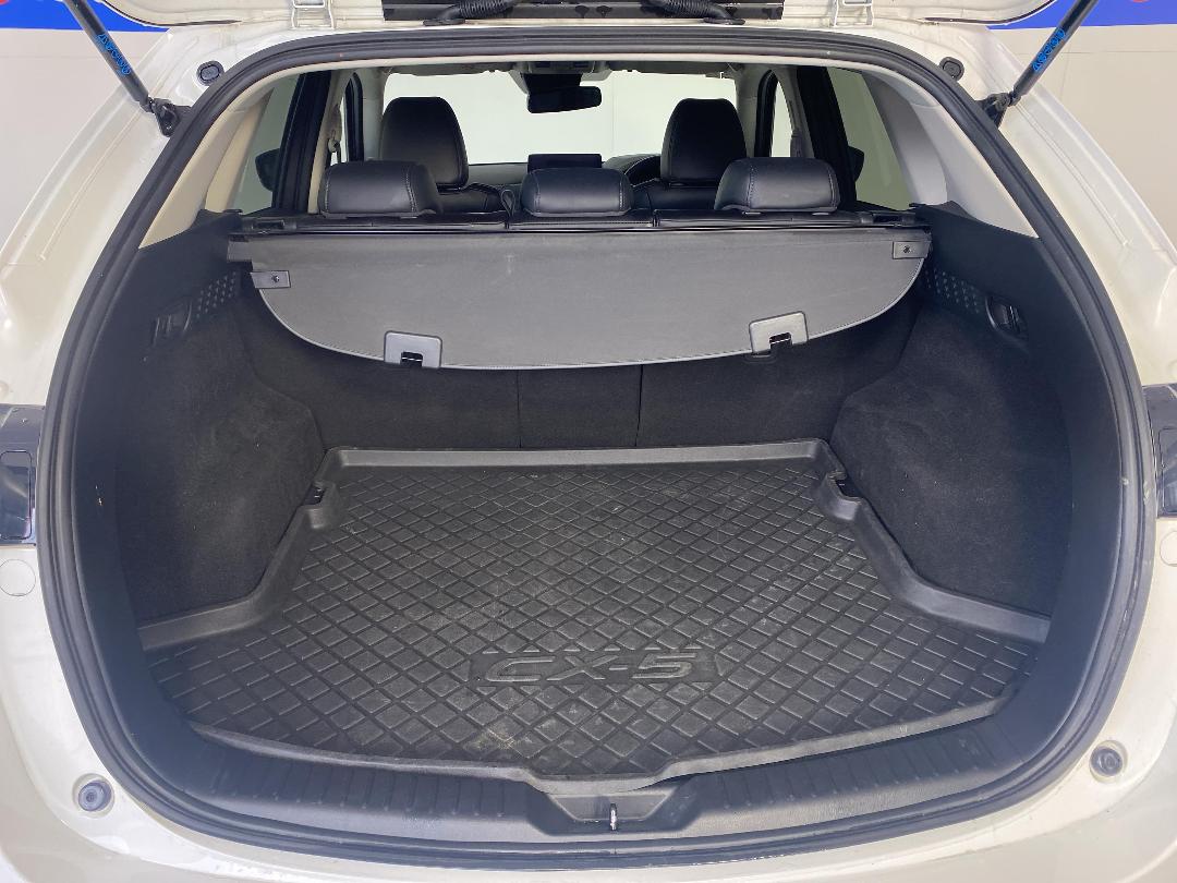 Photo '14' of Mazda CX-5