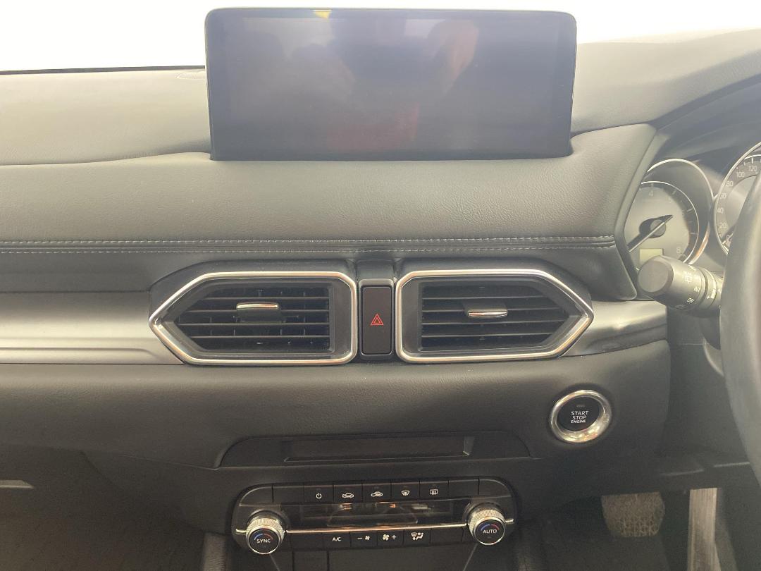 Photo '18' of Mazda CX-5