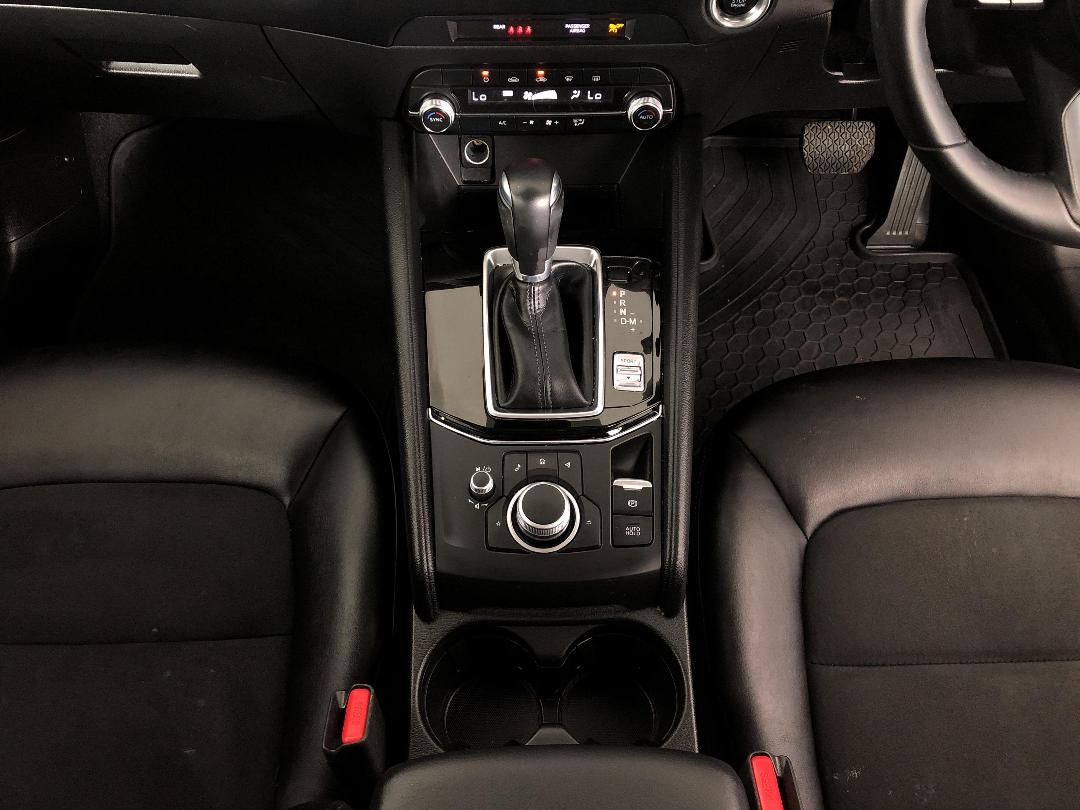 Photo '18' of Mazda CX-5