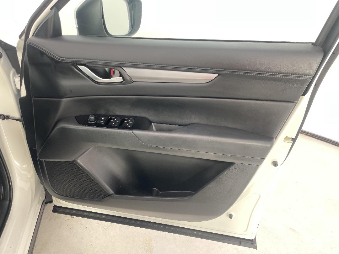 Photo '15' of Mazda CX-5