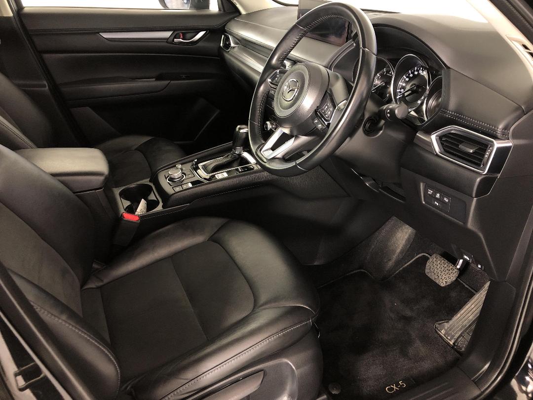 Photo '16' of Mazda CX-5 Photo '16' of Mazda CX-5