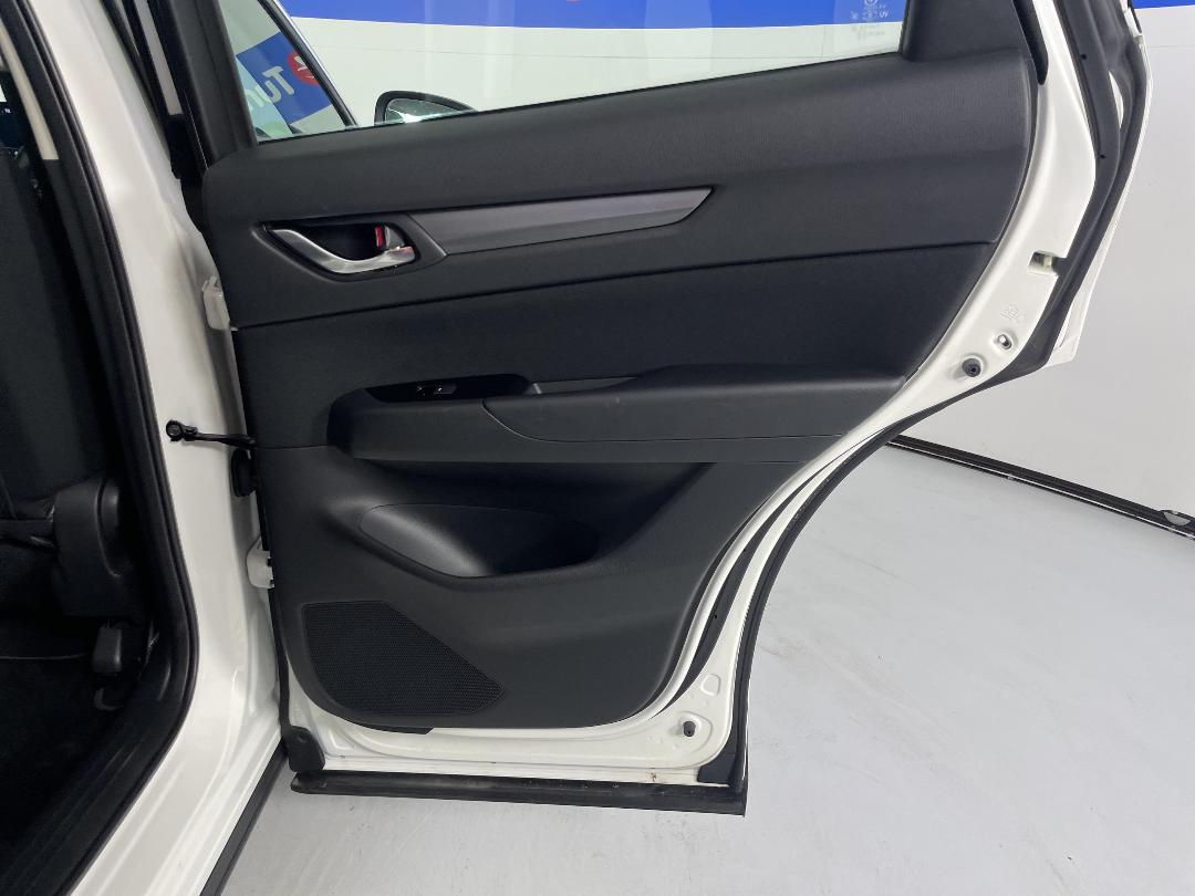 Photo '19' of Mazda CX-5