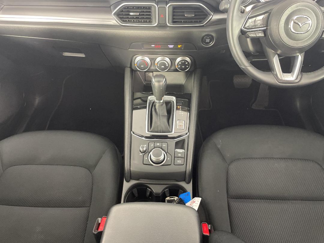 Photo '18' of Mazda CX-5