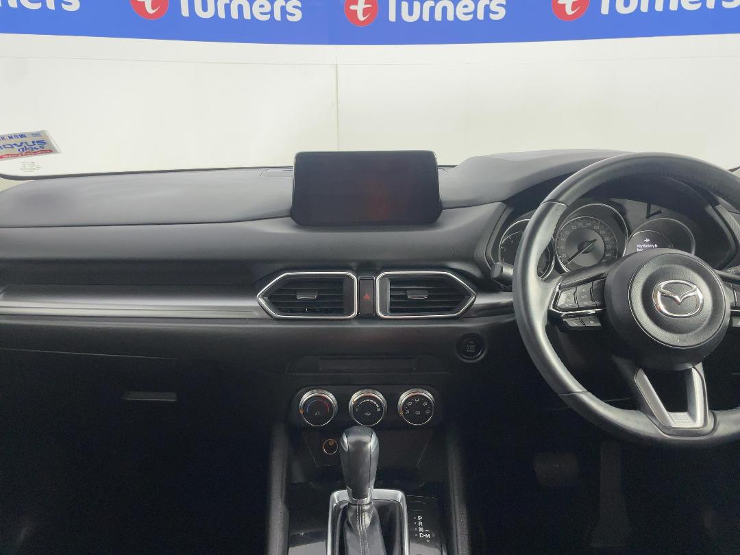 Photo '17' of Mazda CX-5 Photo '17' of Mazda CX-5