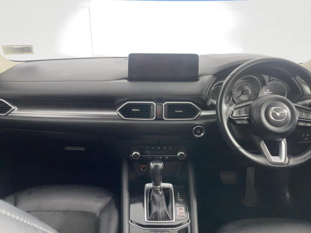 Photo '17' of Mazda CX-5