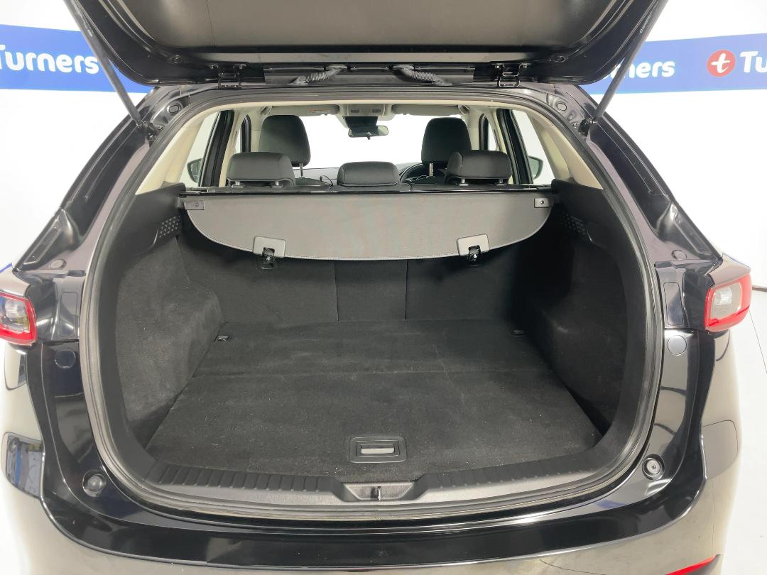 Photo '14' of Mazda CX-5 Photo '14' of Mazda CX-5