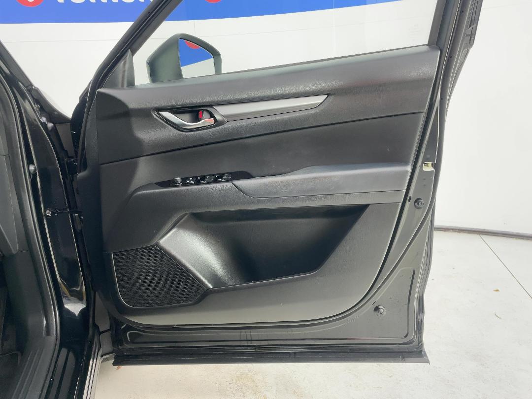 Photo '15' of Mazda CX-5 Photo '15' of Mazda CX-5