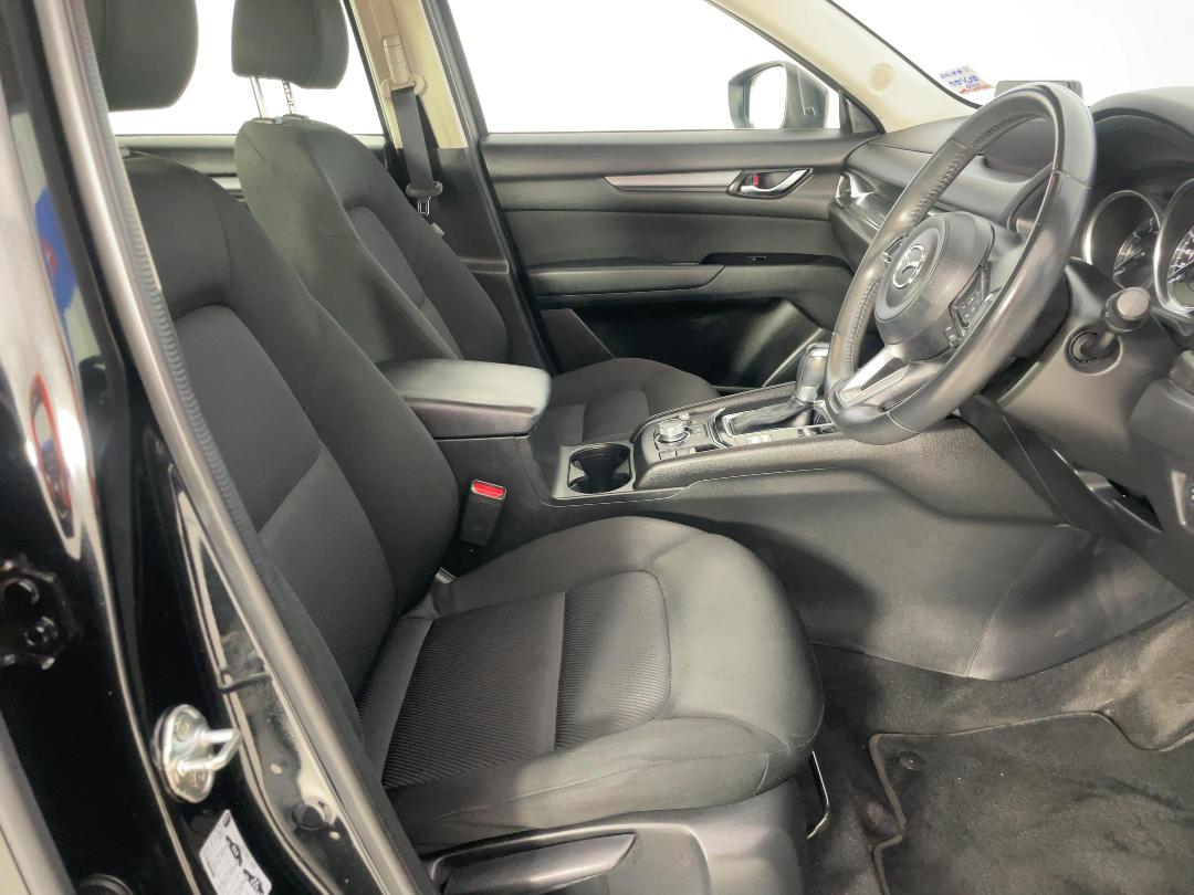 Photo '16' of Mazda CX-5 Photo '16' of Mazda CX-5