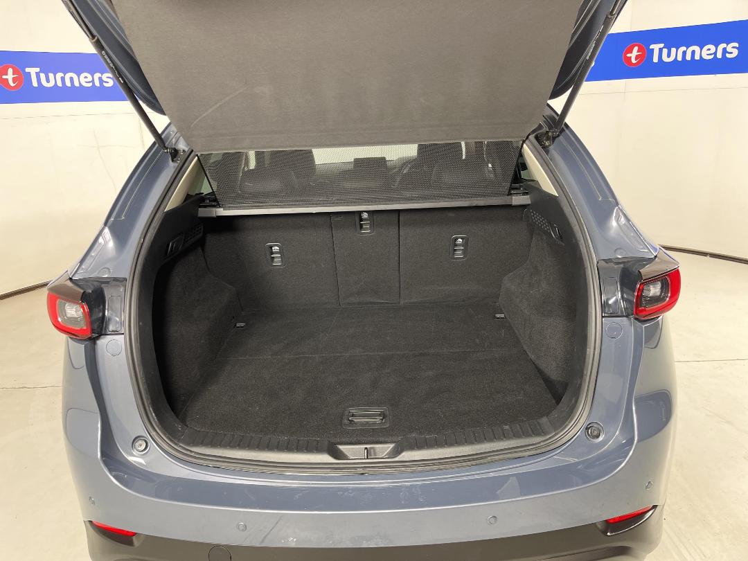 Photo '14' of Mazda CX-5