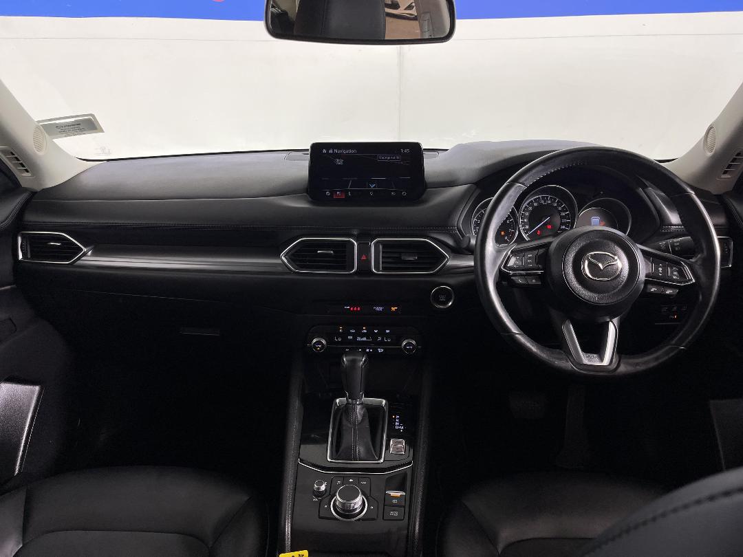 Photo '17' of Mazda CX-5