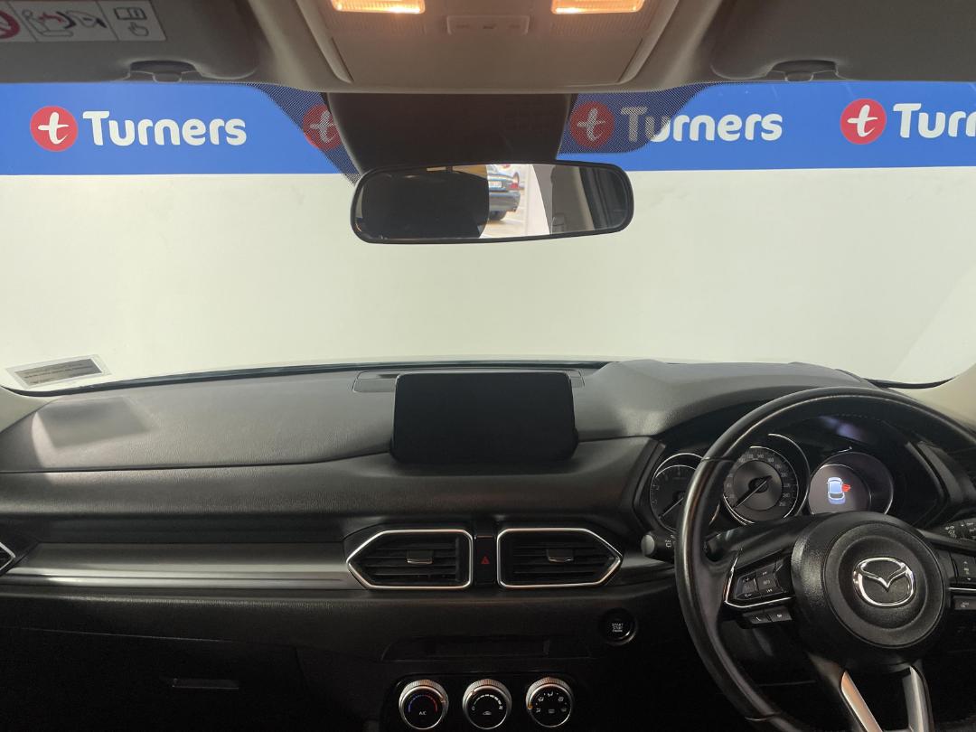 Photo '17' of Mazda CX-5