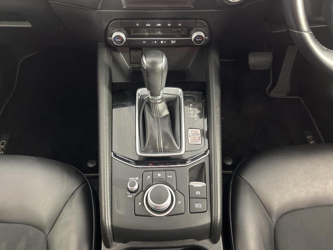 Photo '18' of Mazda CX-5 Photo '18' of Mazda CX-5