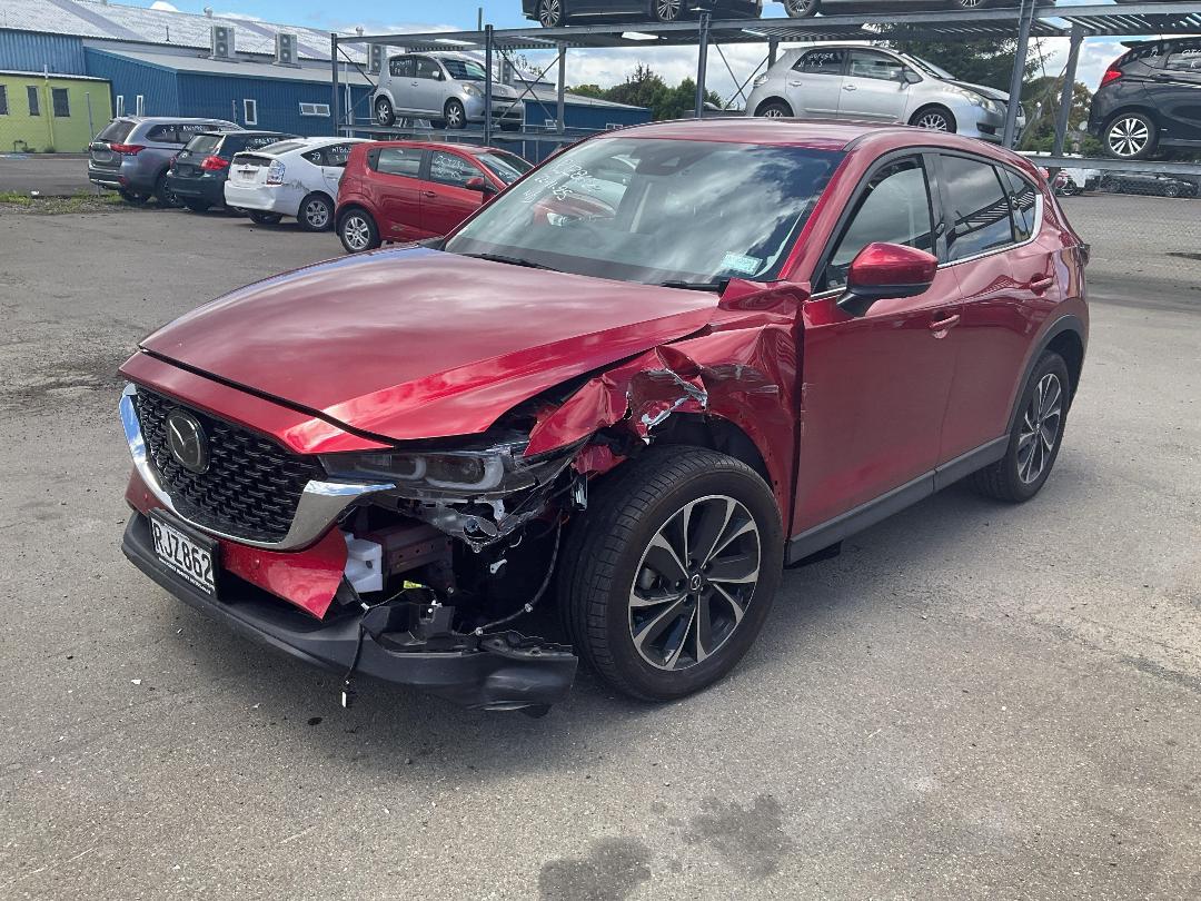 Photo '3' of Mazda CX-5 Limited Photo '3' of Mazda CX-5 Limited