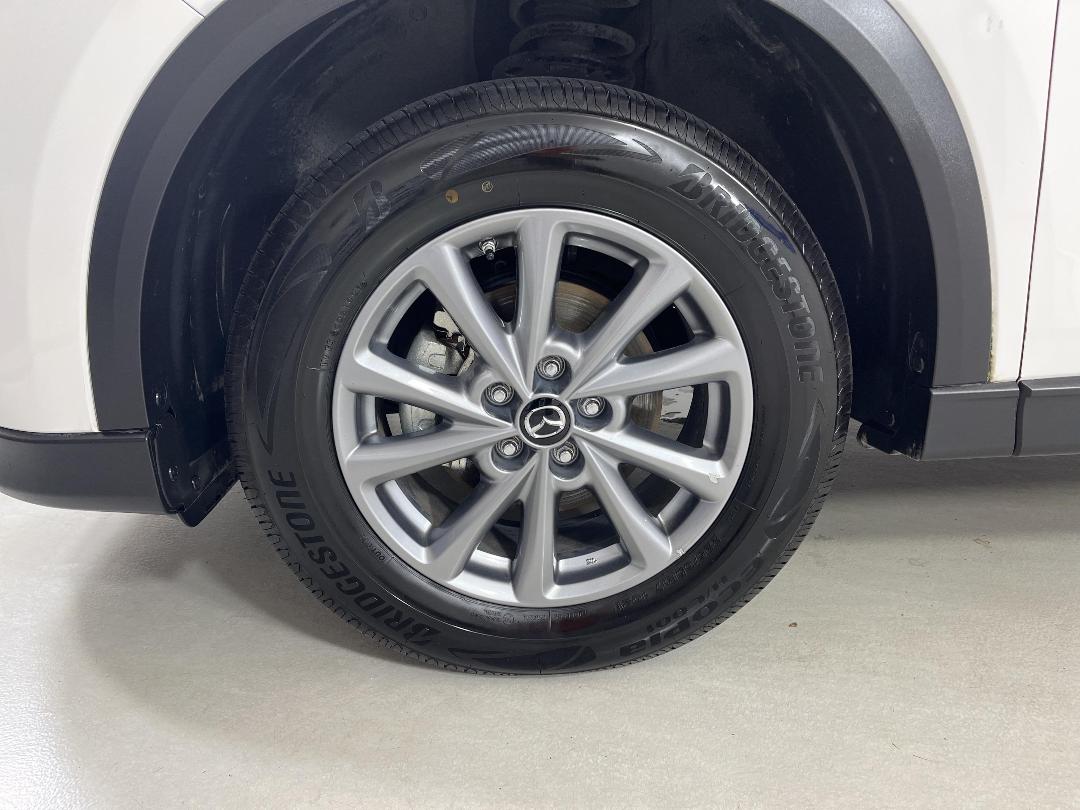 Photo '10' of Mazda CX-5