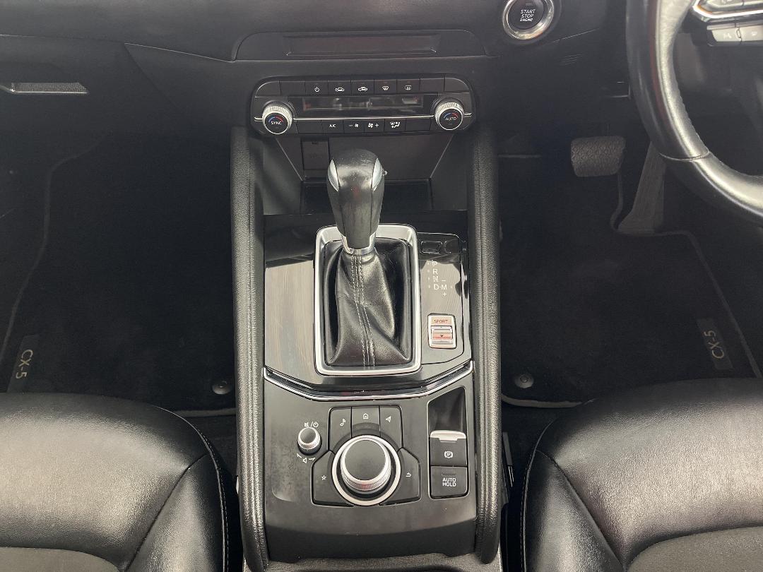 Photo '18' of Mazda CX-5