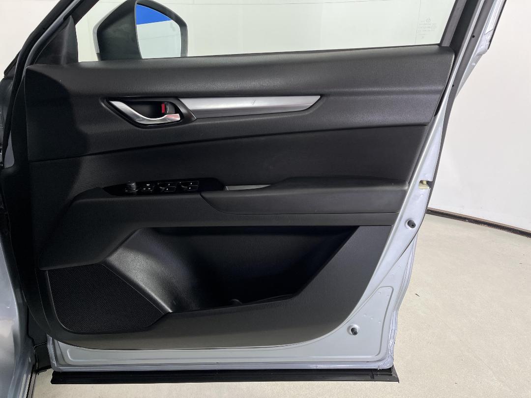 Photo '15' of Mazda CX-5