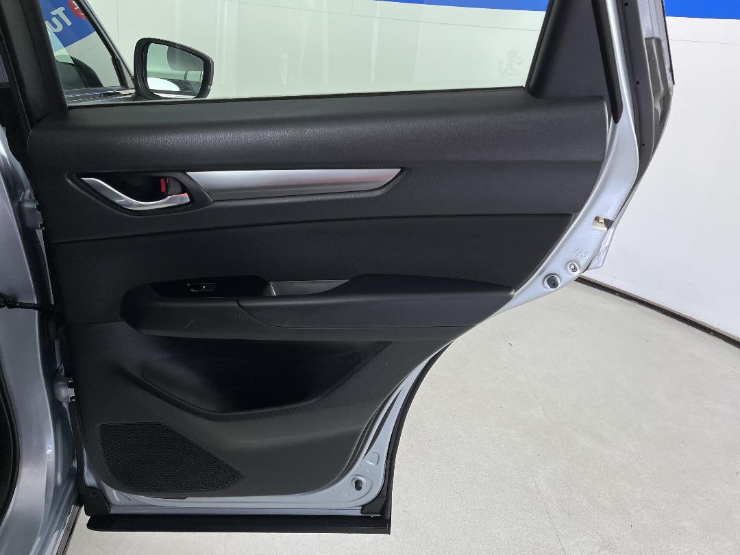 Photo '19' of Mazda CX-5