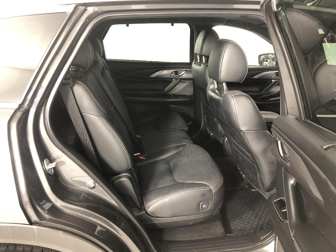 Photo '20' of Mazda CX-9