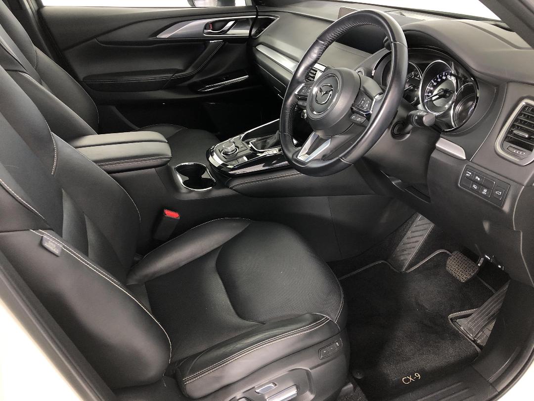 Photo '16' of Mazda CX-9 Photo '16' of Mazda CX-9