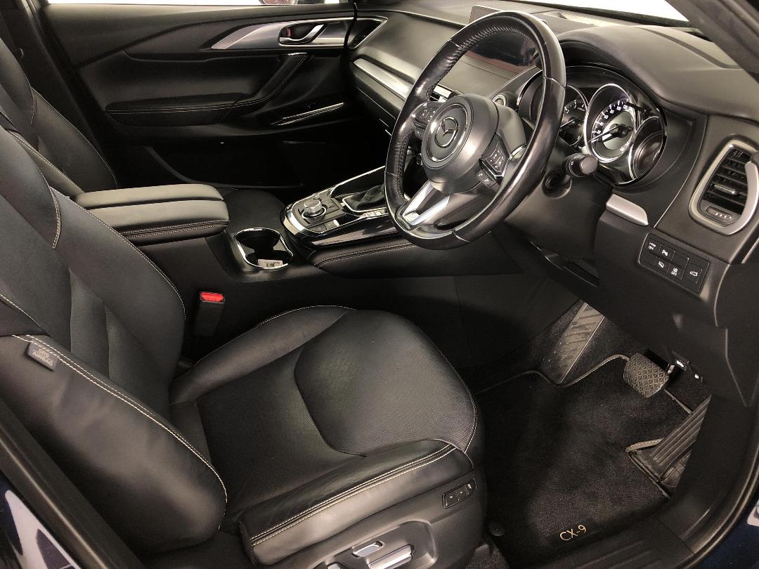 Photo '16' of Mazda CX-9 Photo '16' of Mazda CX-9