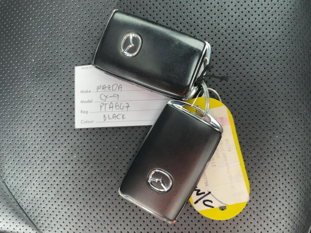 Photo '22' of Mazda CX-9